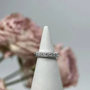 Кольцо-кликер Cassiopea из белого золота c кристаллами Swarovski