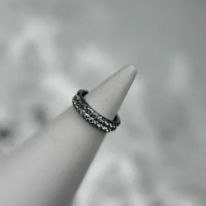 Кольцо-кликер с кристаллами Swarovski три кристалла центр