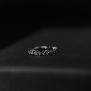 Кольцо-кликер с кристаллами Swarovski