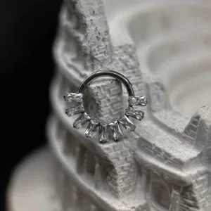 Кольцо-кликер с кристаллами Swarovski дорожка мелких кристаллов