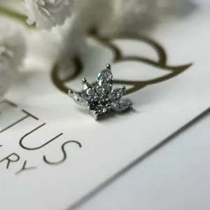 Топ Diadem из белого золота