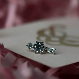 Накрутка Dribble с подвеской из белого золота c кристаллами Swarovski