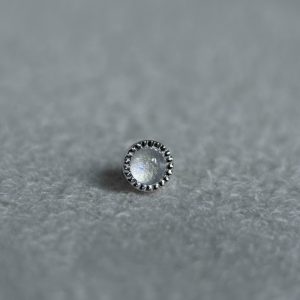 Grisant Cabochon в белом золоте