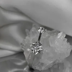 Украшение в пупок с кристаллами Swarovski двойная капля