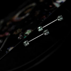 Штанги для сосков из титана с кристаллами Swarovski