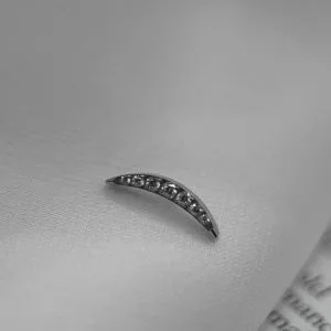 Топ с кристаллами Swarovski круглый темный в оправе