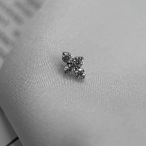 Топ с кристаллами Swarovski