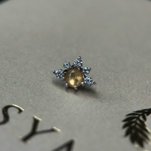 Топ Flora из белого золота