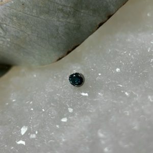 Топ с кристаллом Swarovski в синем оттенке