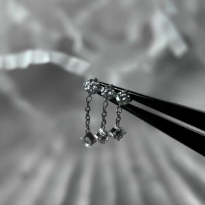 Накрутка с подвеской, вставка кристаллы Swarovski
