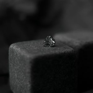 Топ с кристаллом Swarovski размер L глухая оправа