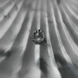 Топ с кристаллами Swarovski круглый плоская оправа
