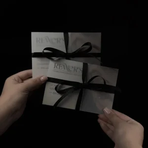 Подарочный сертификат REWERS в коробочке с лентой